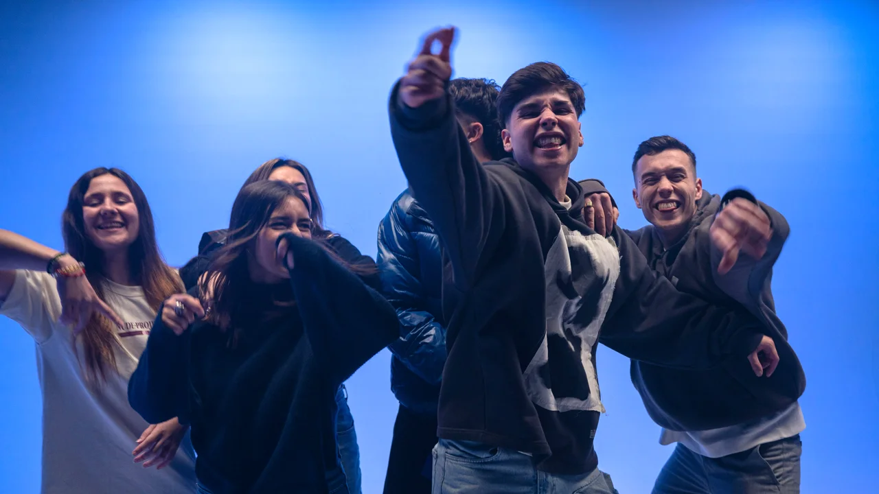 Contacto Autismo Adultos